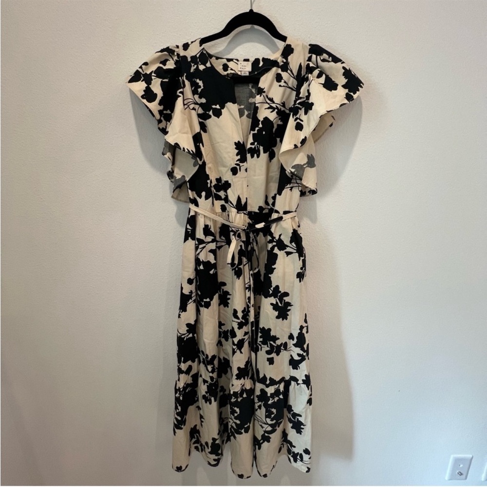 NWT Target medium Black and Cream chic Floral Midi Dress  A New Day